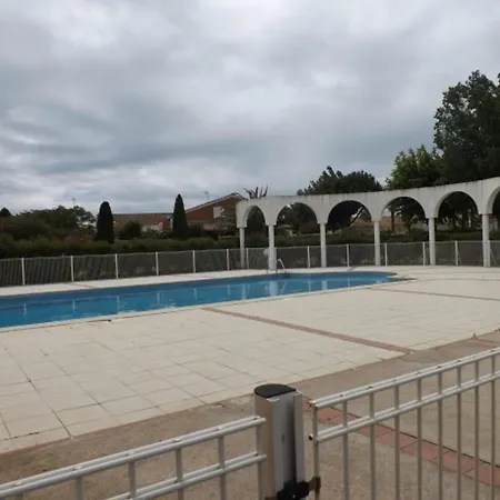 Maison De 2 A Vendres A 300 M De La Avec Piscine Partagee Et Terrasse Amenagee Hébergement de vacances