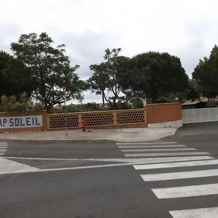 Maison De 2 A Vendres A 300 M De La Avec Piscine Partagee Et Terrasse Amenagee